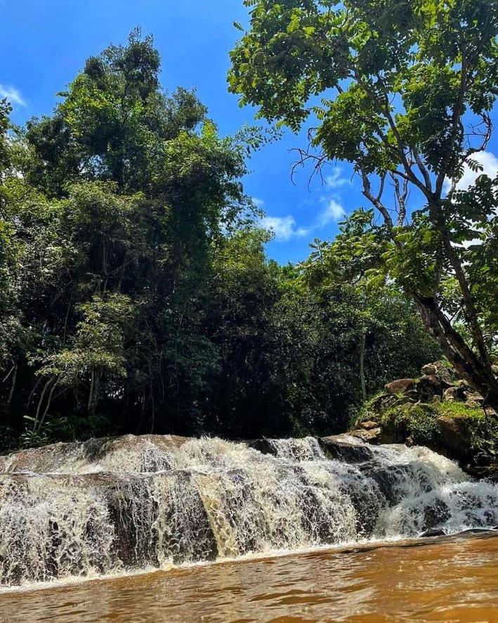 Chales Cachoeira Do Cafundo Bueno Brandao Bagian luar foto